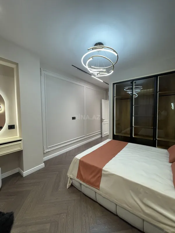 Satılır 3 otaqlı mənzil 100 m²