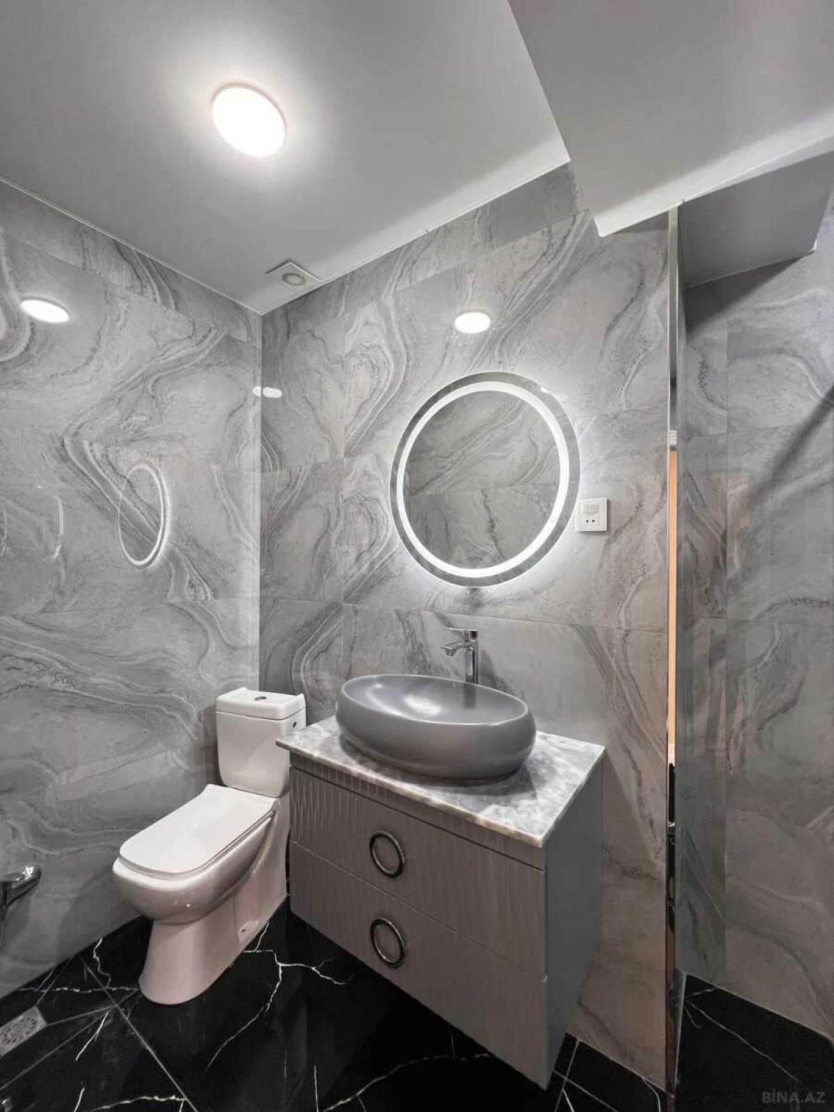 Satılır 3 otaqlı mənzil 90 m²