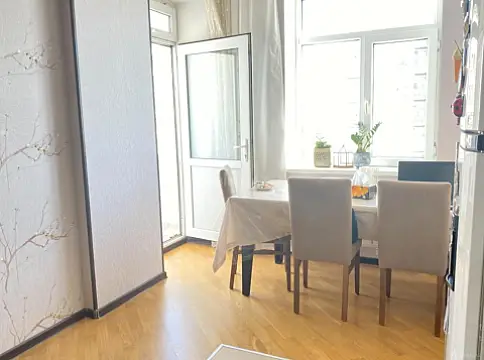 Satılır 3 otaqlı mənzil 98 m²
