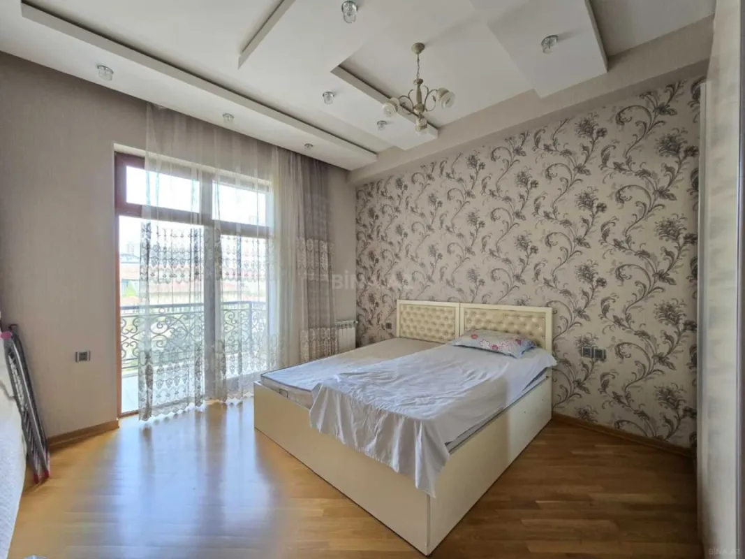 Kirayə verilir 3 otaqlı mənzil 120 m²