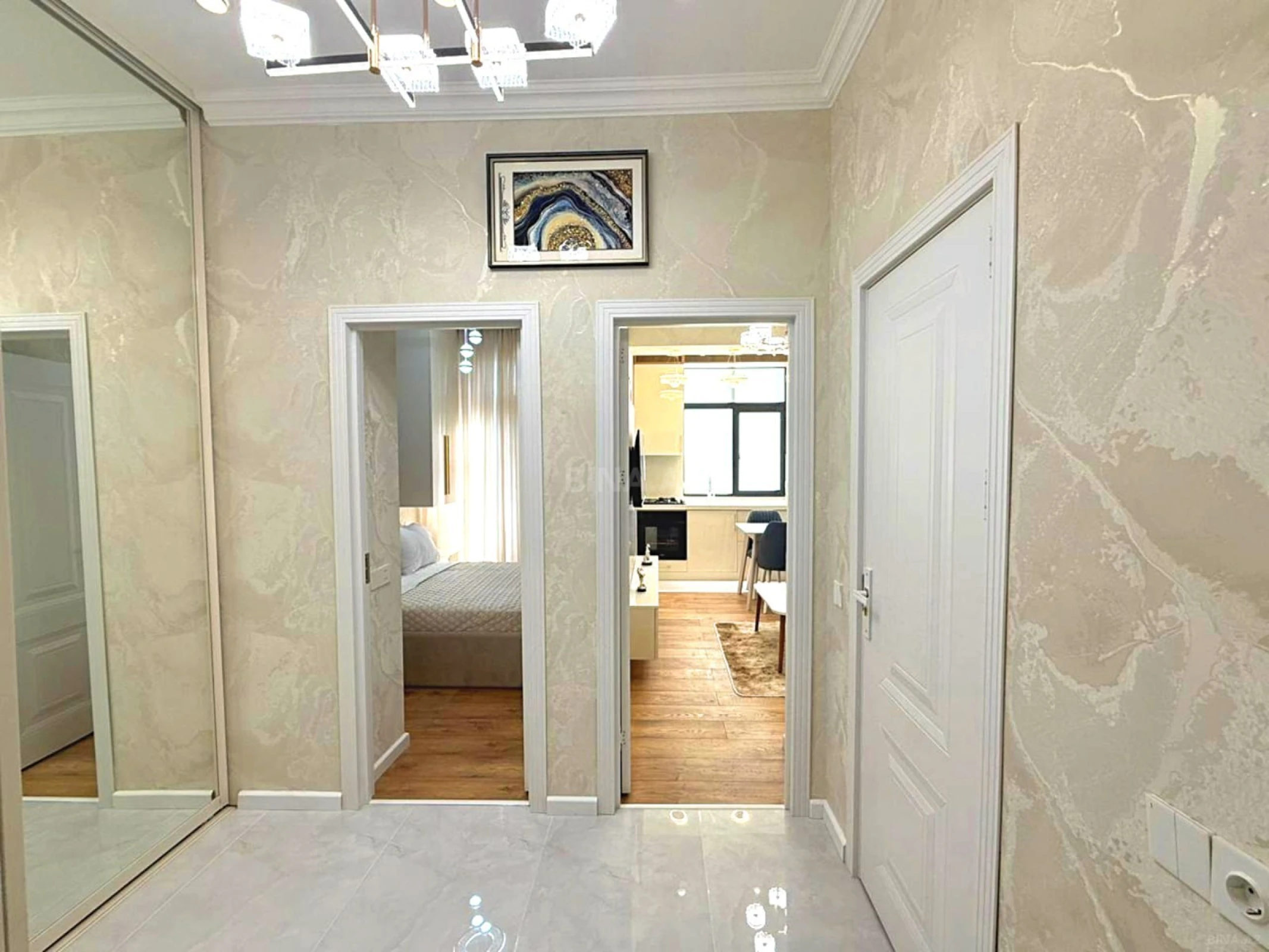 Satılır 2 otaqlı mənzil 36.5 m²