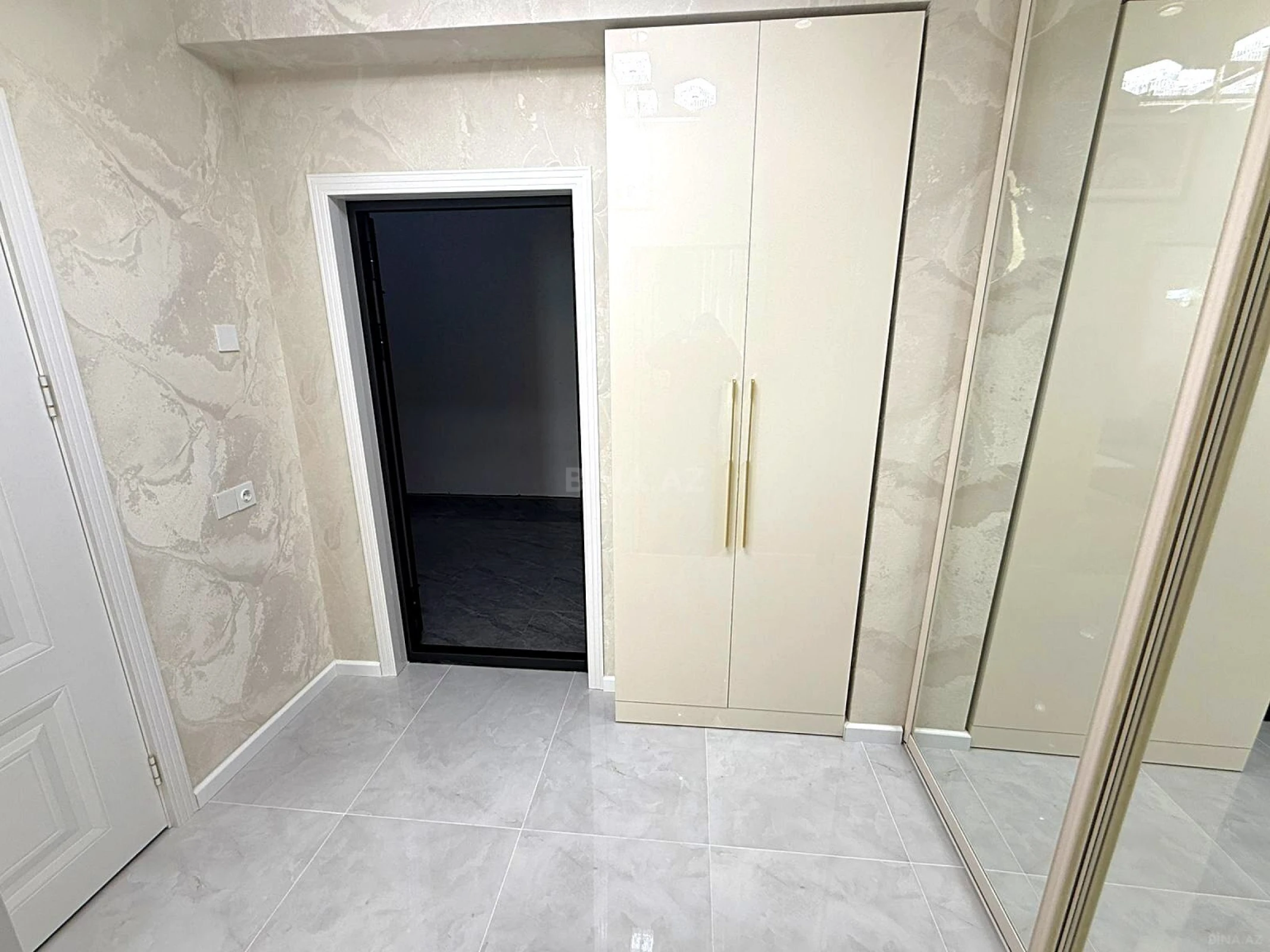 Satılır 2 otaqlı mənzil 36.5 m²