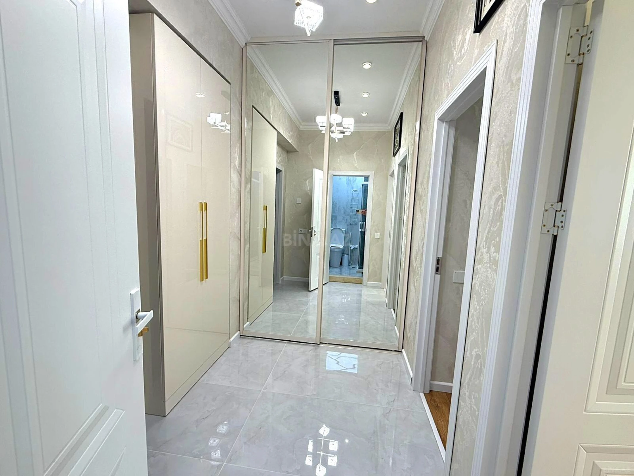 Satılır 2 otaqlı mənzil 36.5 m²