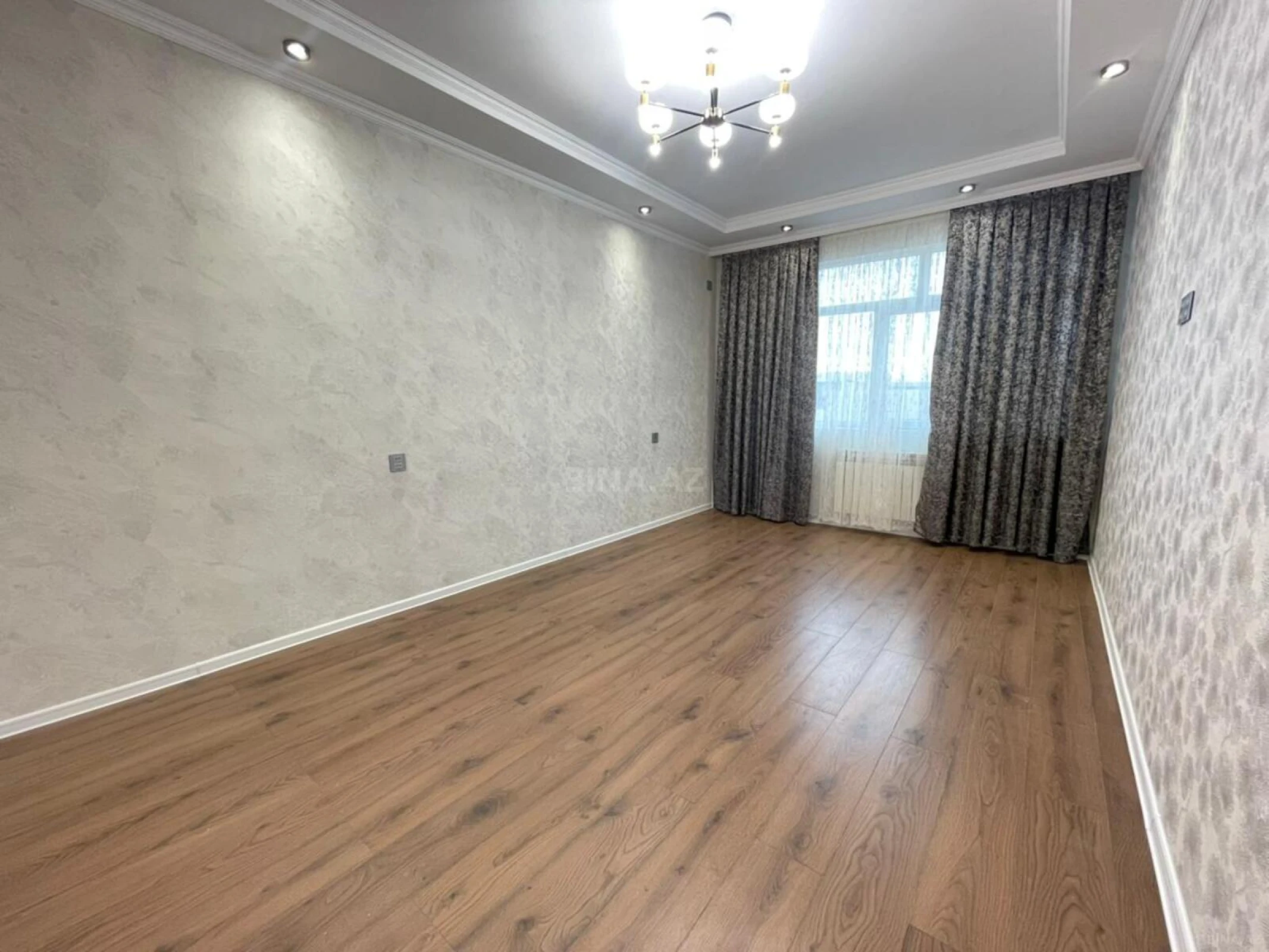 Satılır 3 otaqlı mənzil 45 m²