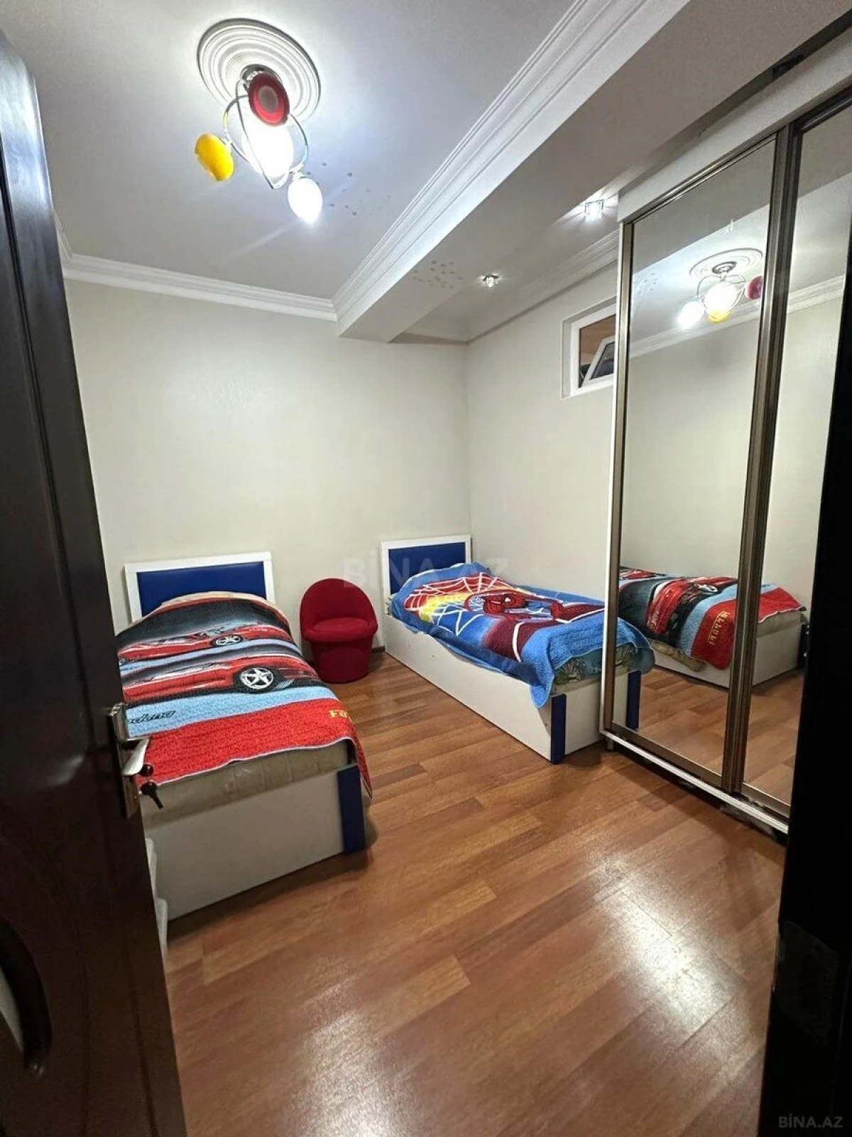 Satılır 3 otaqlı mənzil 100 m²