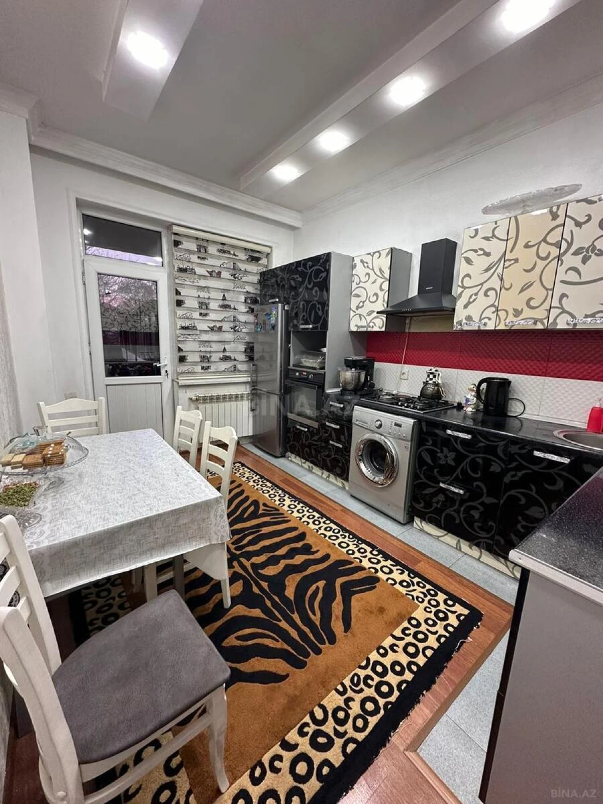 Satılır 3 otaqlı mənzil 100 m²