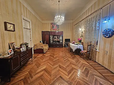 Satılır 3 otaqlı mənzil 80 m² — Bakı 3 otaq 80.00 m²