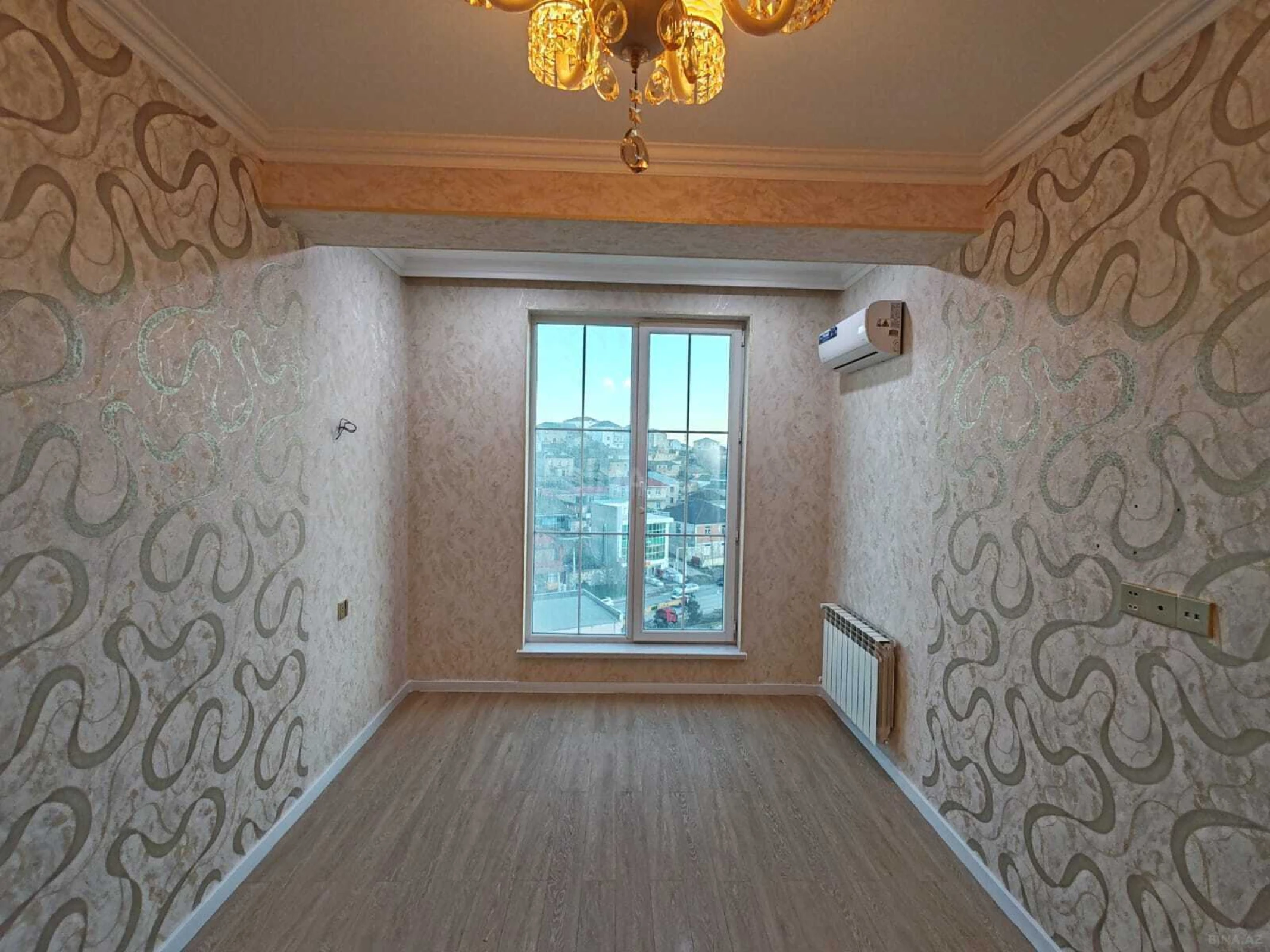 Satılır 3 otaqlı mənzil 91 m²