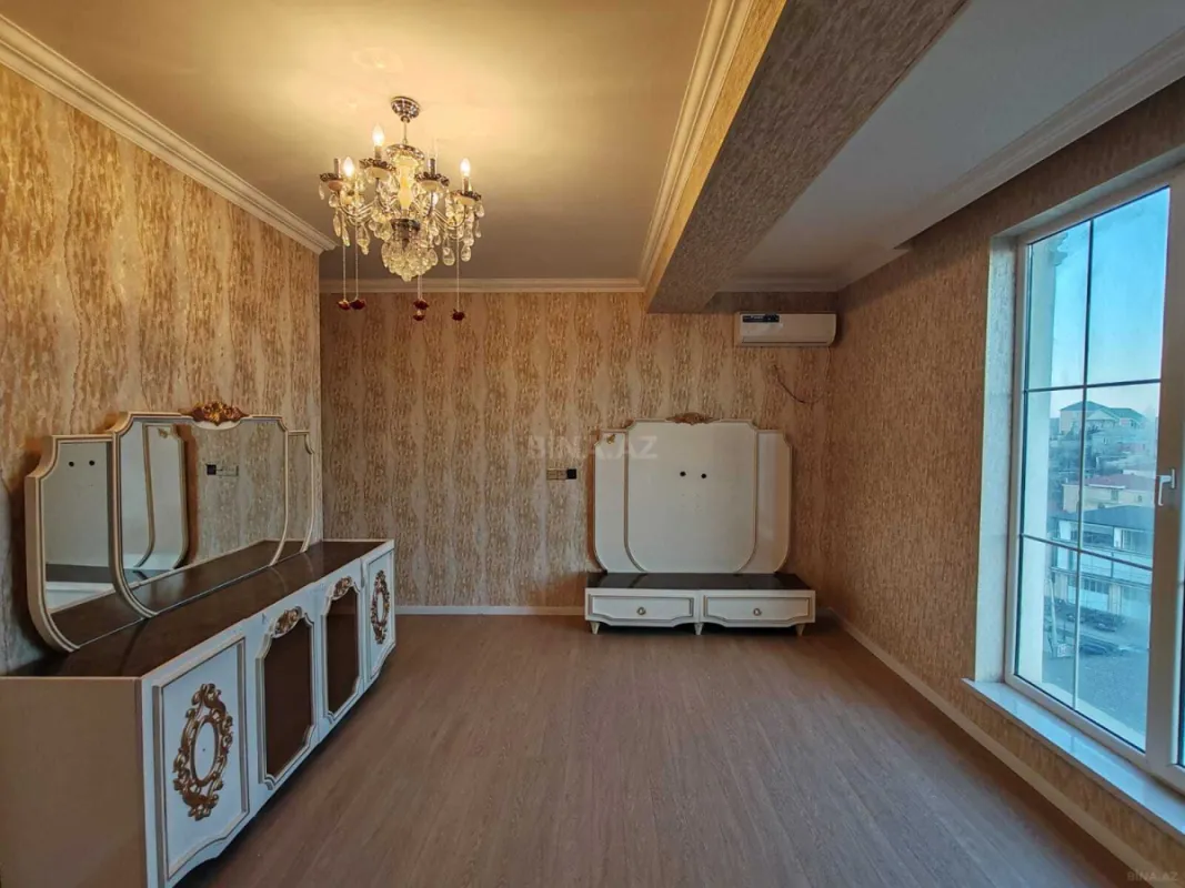 Satılır 3 otaqlı mənzil 91 m²