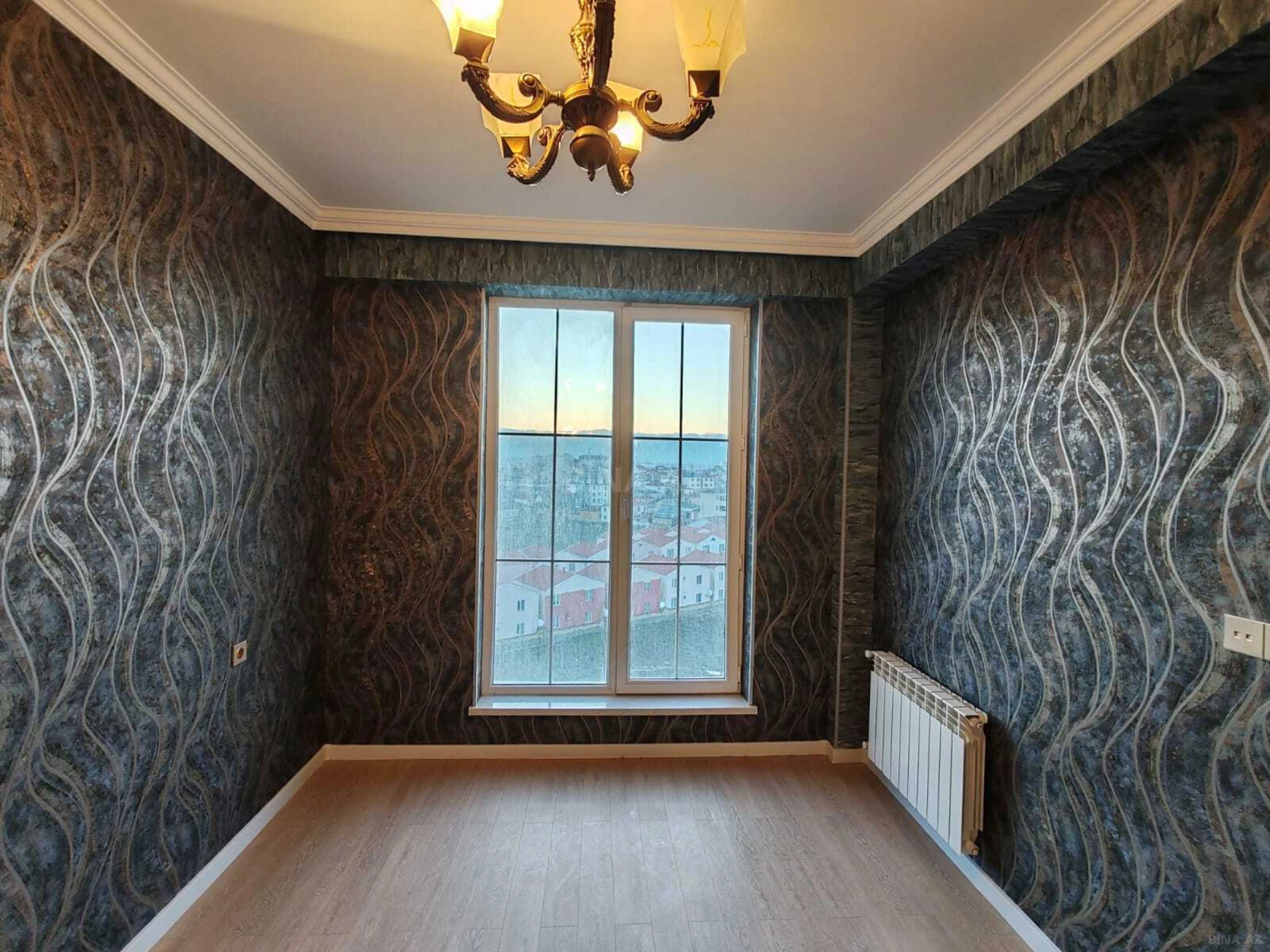 Satılır 3 otaqlı mənzil 91 m²