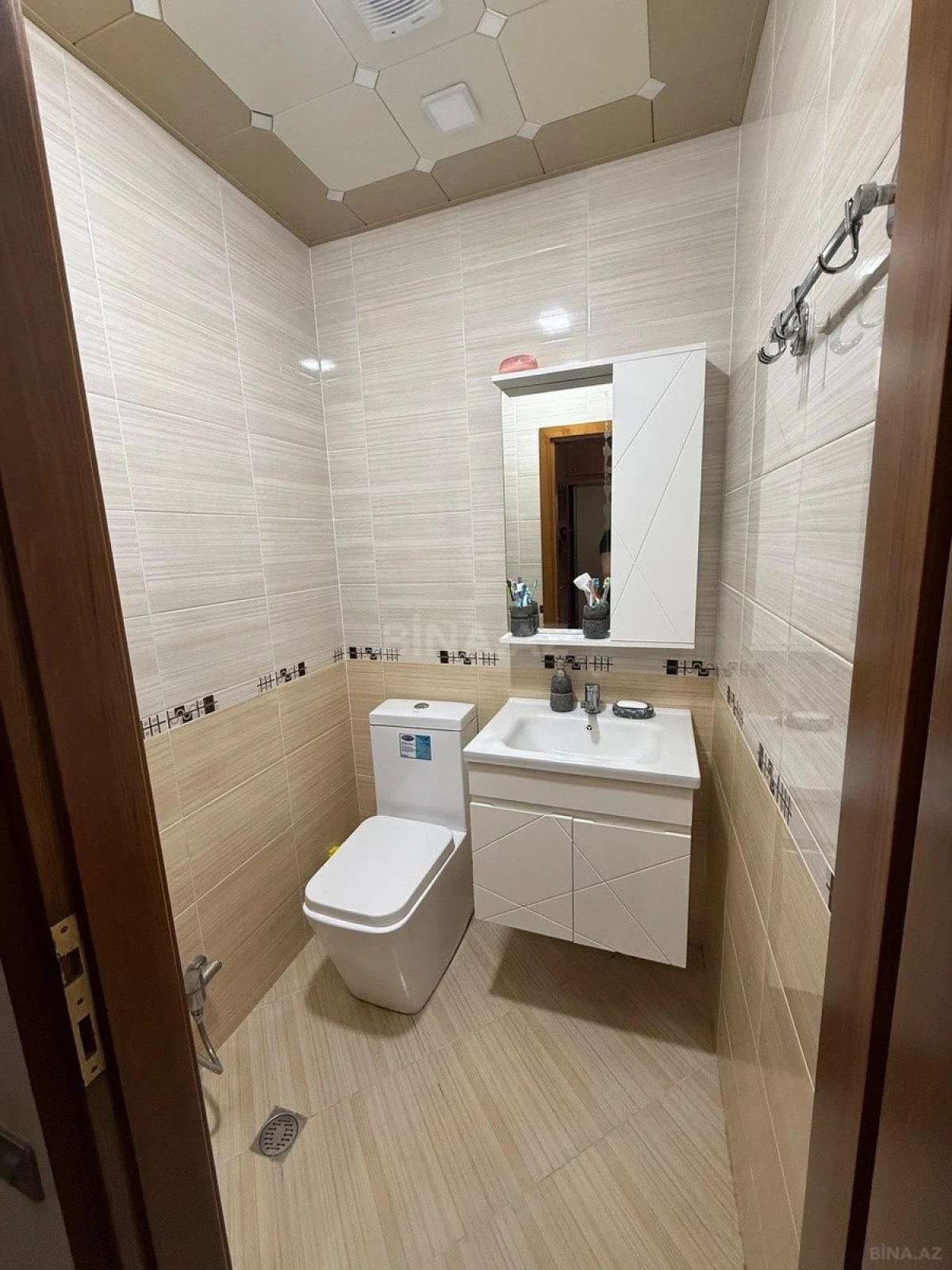 Satılır 3 otaqlı mənzil 76 m²