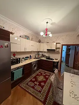 Satılır 3 otaqlı mənzil 76 m²