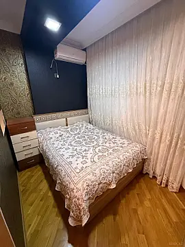 Satılır 3 otaqlı mənzil 76 m²