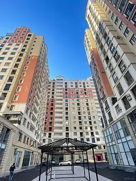 Satılır 4 otaqlı mənzil 70 m²