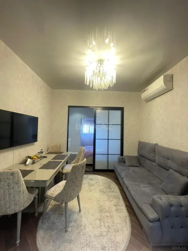 Satılır 4 otaqlı mənzil 70 m²