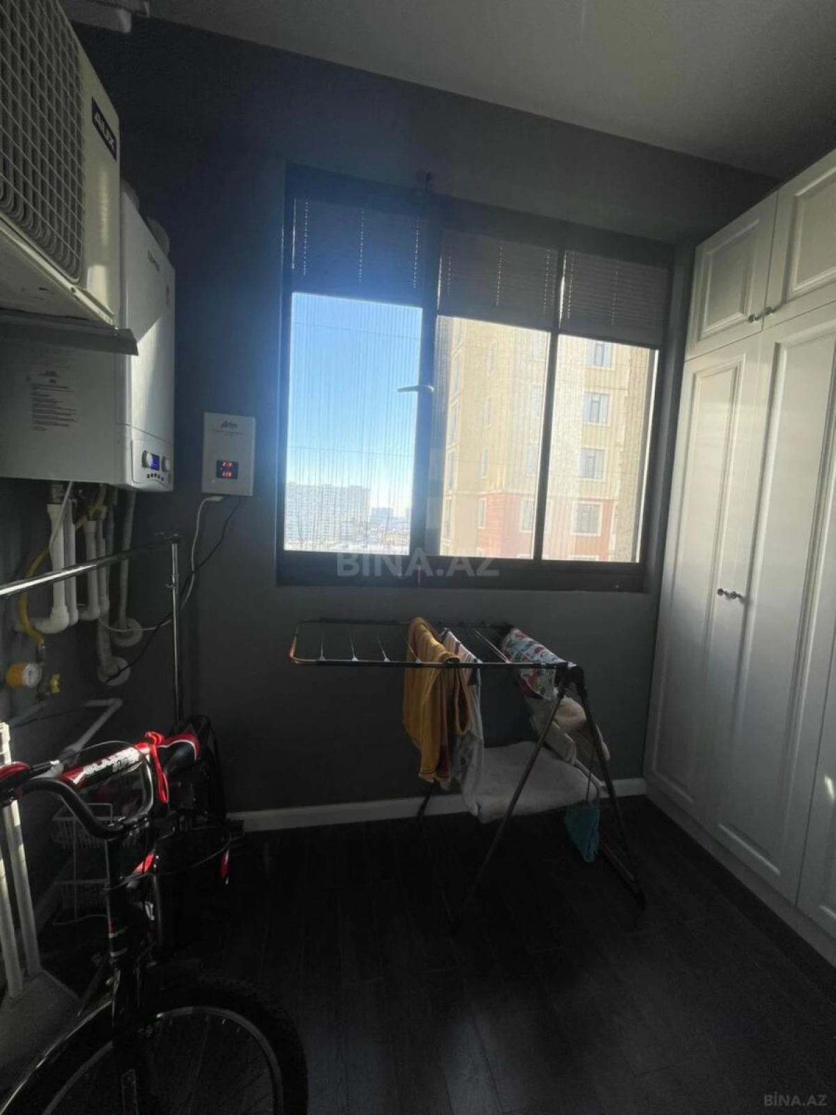 Satılır 4 otaqlı mənzil 70 m²