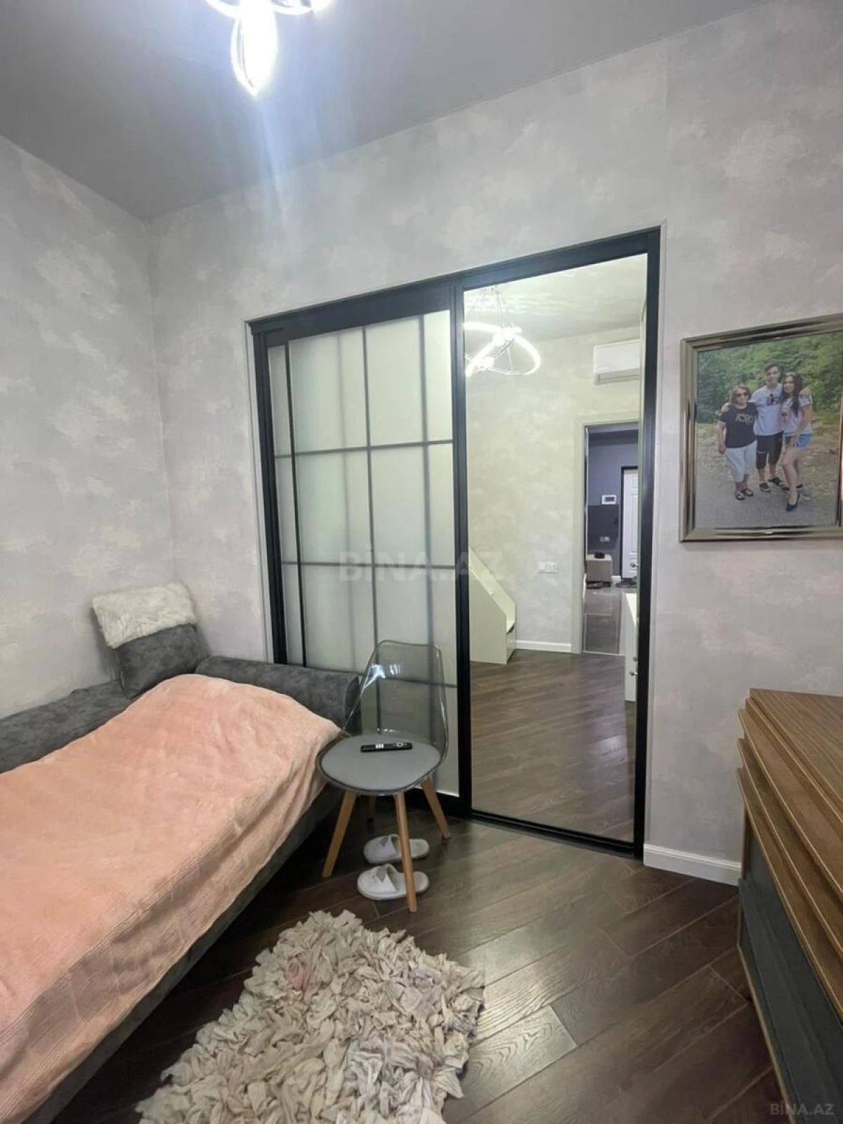 Satılır 4 otaqlı mənzil 70 m²