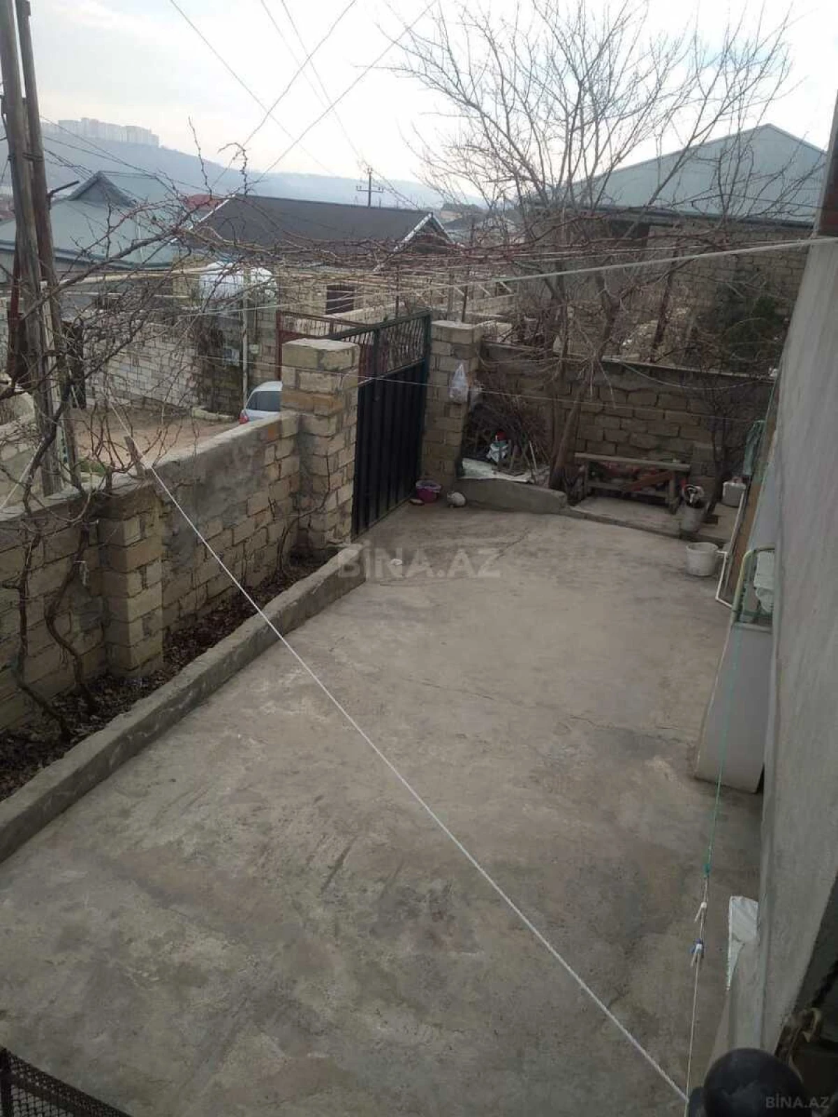 Satılır 6 otaqlı həyət evi 200 m²