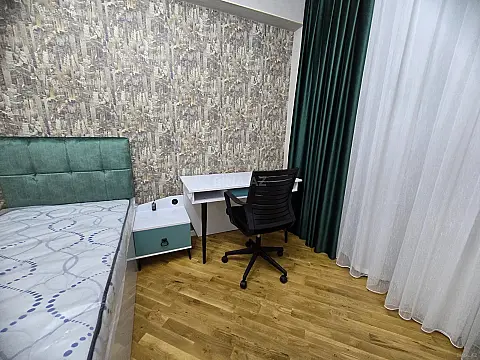 Kirayə verilir 3 otaqlı mənzil 110 m²