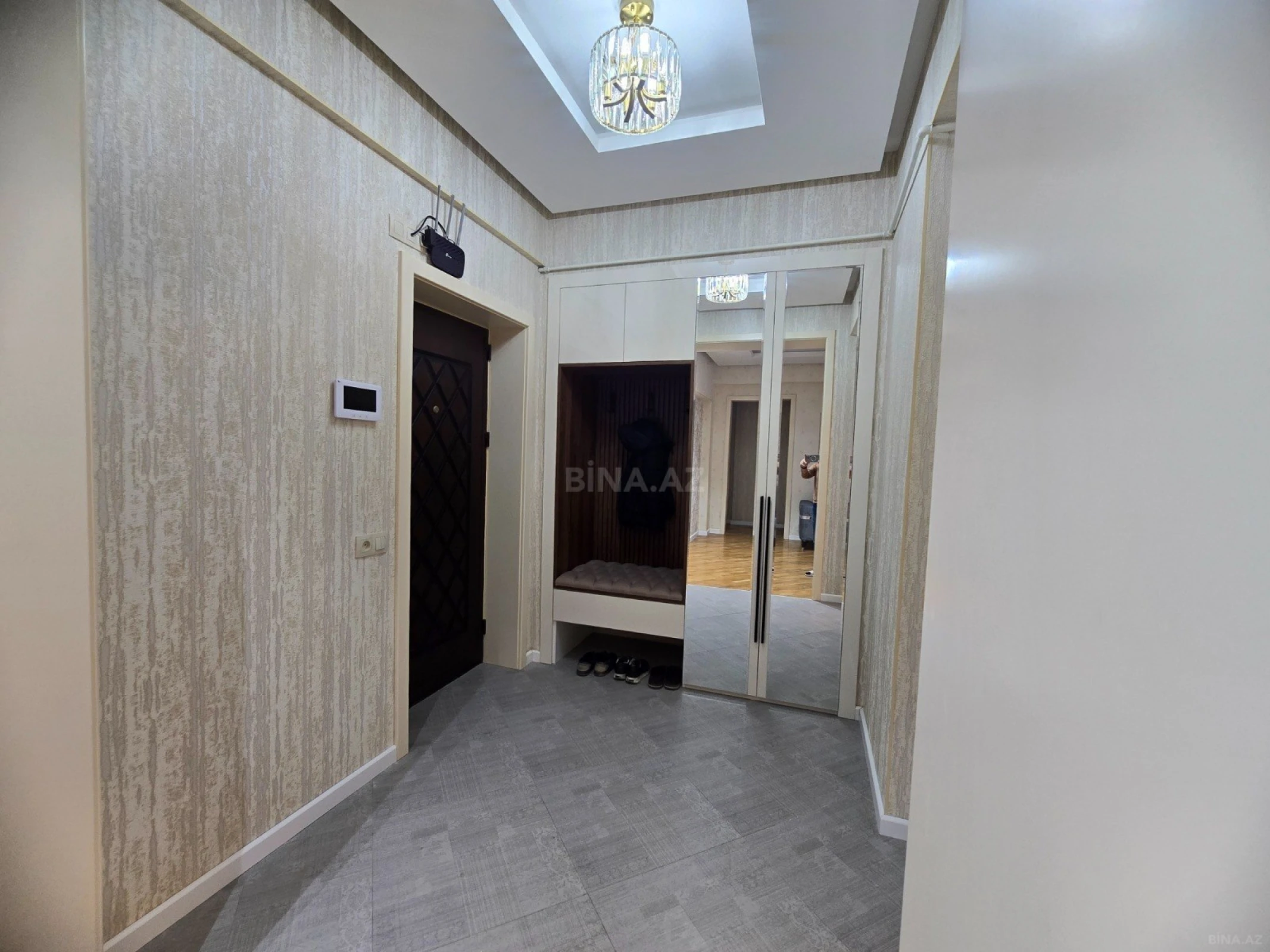 Kirayə verilir 3 otaqlı mənzil 110 m²