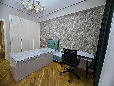 Kirayə verilir 3 otaqlı mənzil 110 m²