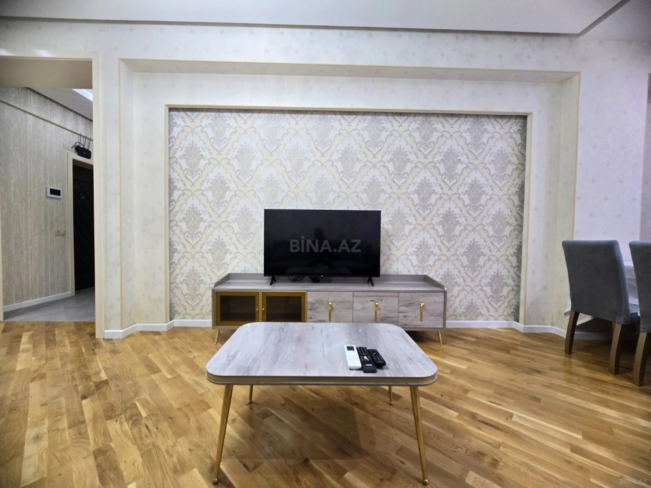 Kirayə verilir 3 otaqlı mənzil 110 m²