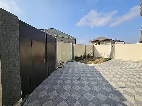 Satılır 3 otaqlı həyət evi 145 m²