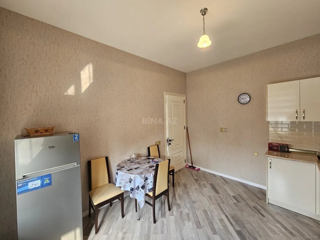 Satılır 3 otaqlı həyət evi 145 m²