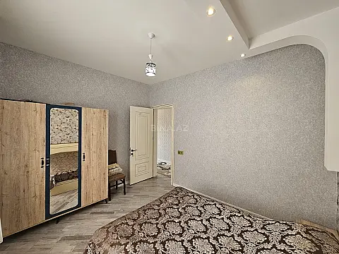 Satılır 3 otaqlı həyət evi 145 m²