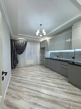 Satılır 3 otaqlı mənzil 98 m²