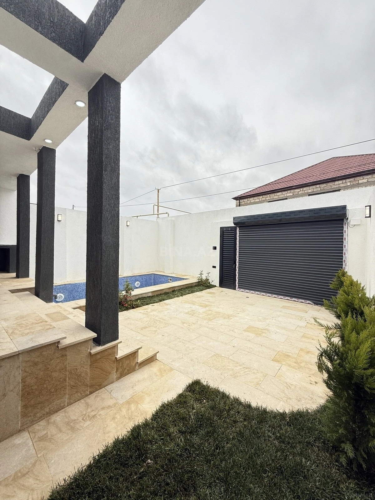 Satılır 4 otaqlı həyət evi 135 m²