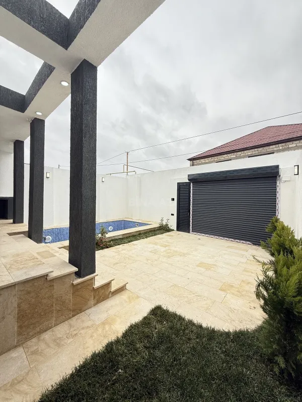 Satılır 4 otaqlı həyət evi 135 m²