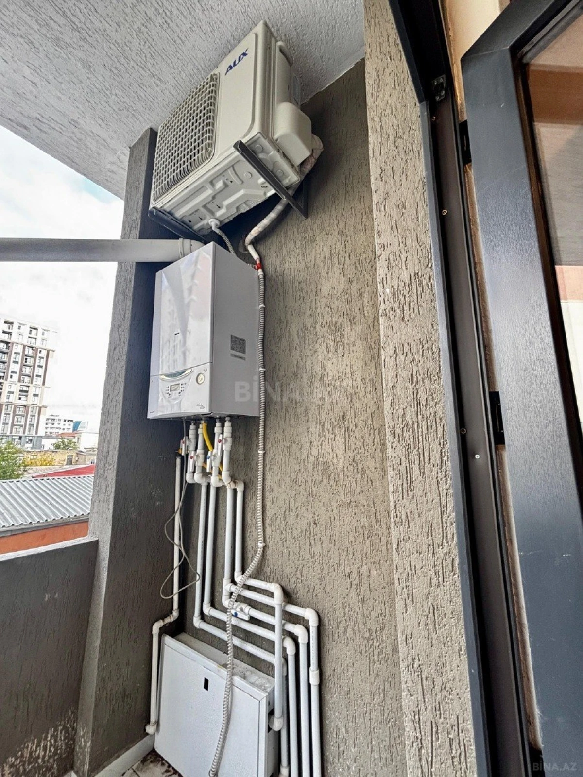 Satılır 2 otaqlı mənzil 52 m²