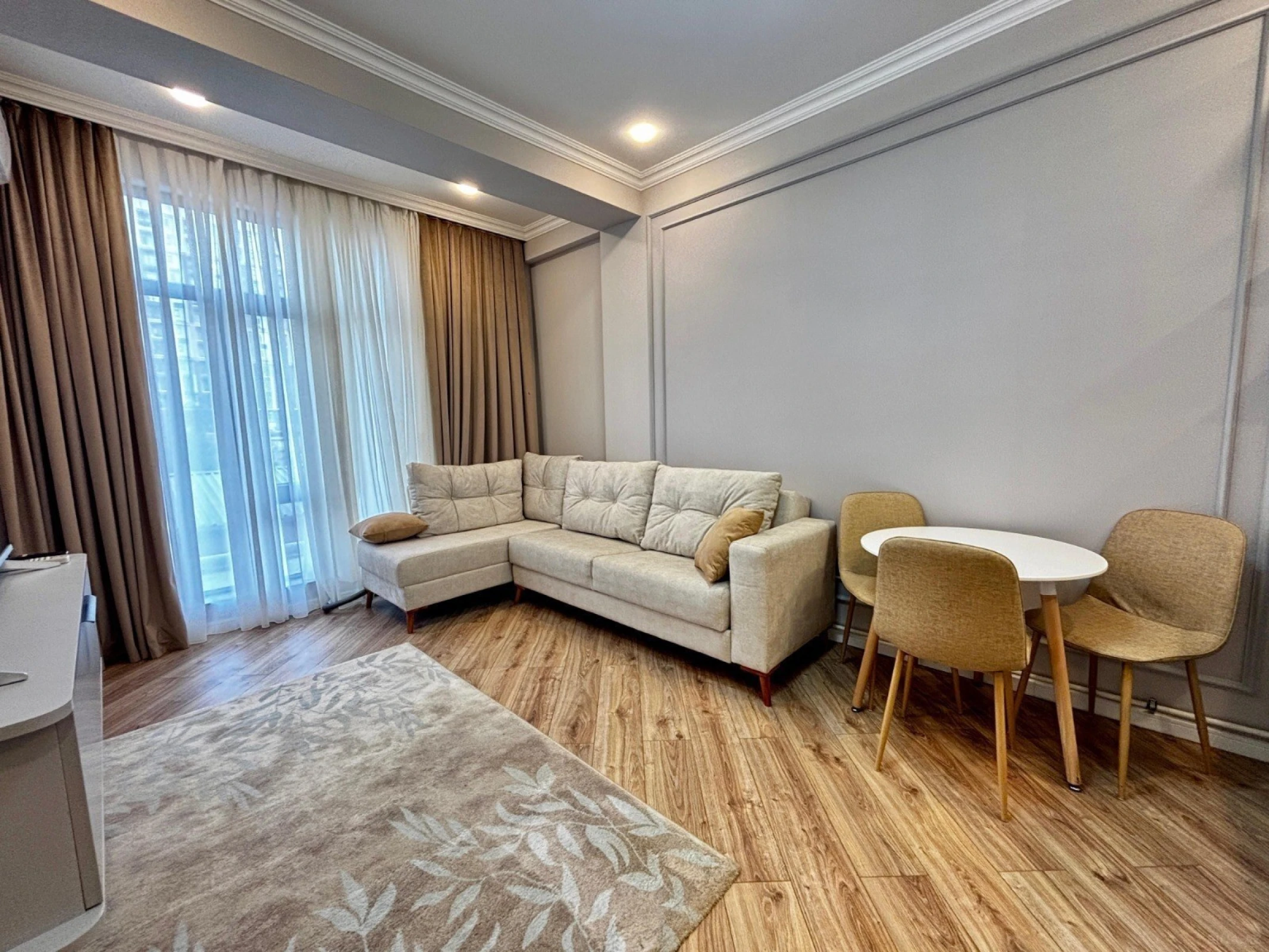 Satılır 2 otaqlı mənzil 52 m²