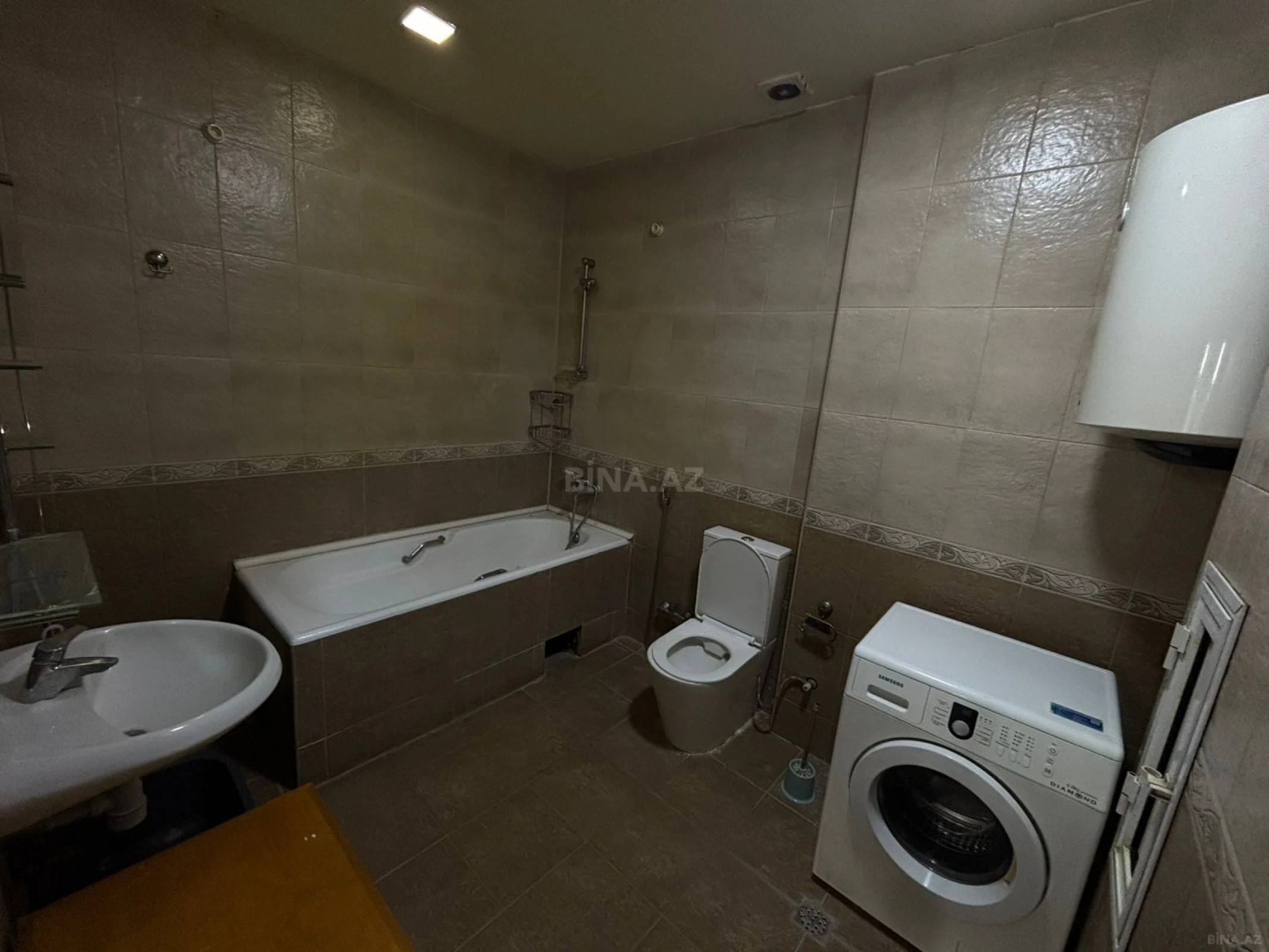 Kirayə verilir 3 otaqlı mənzil 110 m²