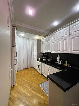 Satılır 2 otaqlı mənzil 62 m²