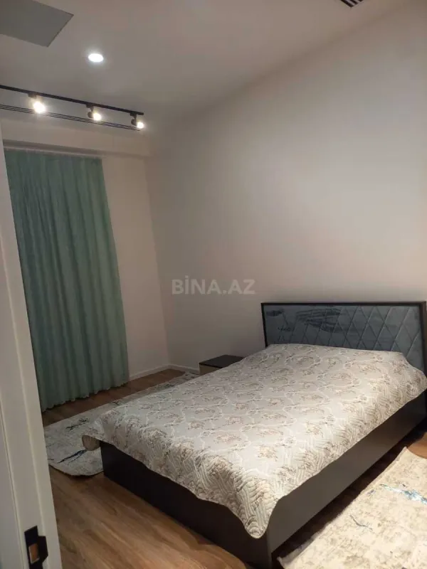 Kirayə verilir 2 otaqlı mənzil 70 m²
