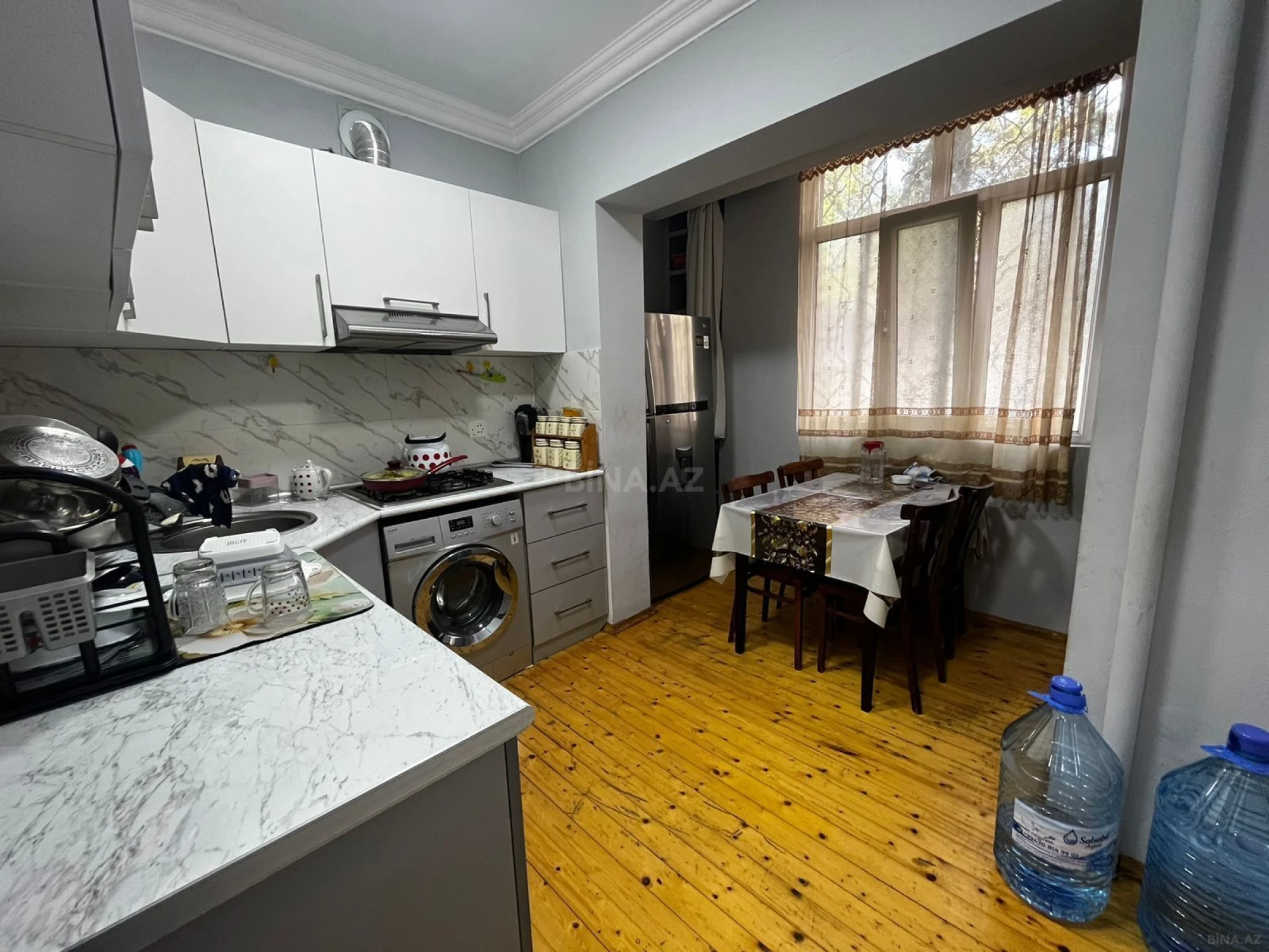 Satılır 4 otaqlı mənzil 100 m²