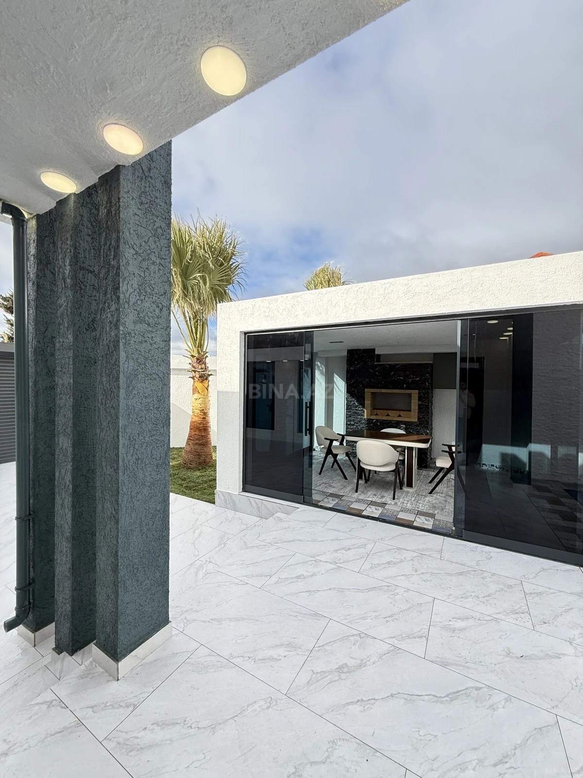 Satılır 4 otaqlı həyət evi 160 m²