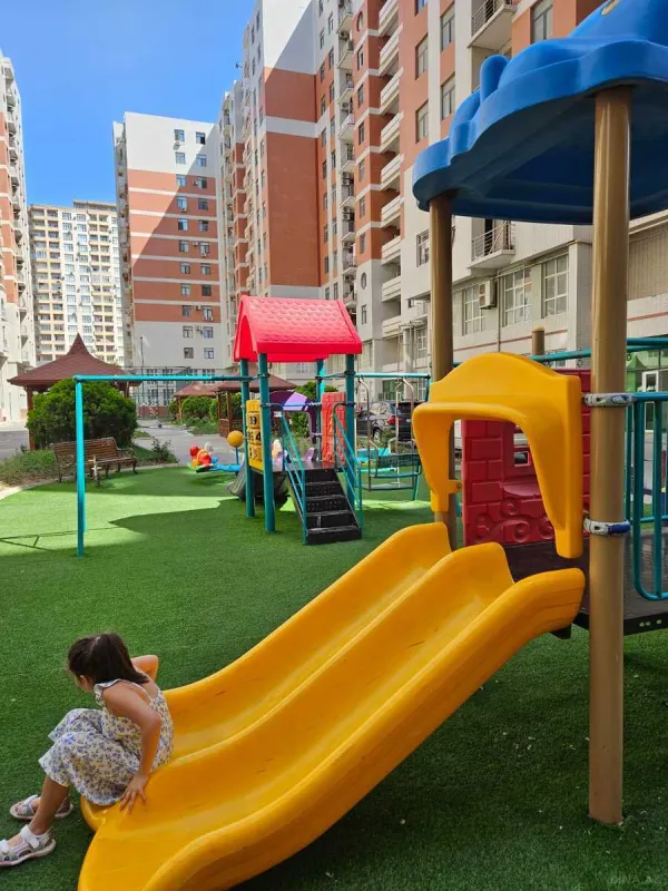 Satılır 2 otaqlı mənzil 55 m²