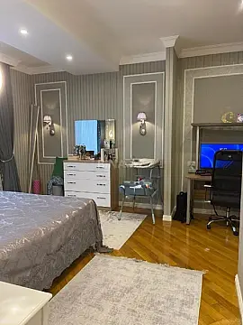 Satılır 4 otaqlı mənzil 168 m²