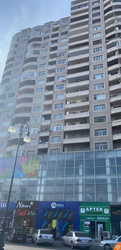 Satılır 2 otaqlı mənzil 55 m²