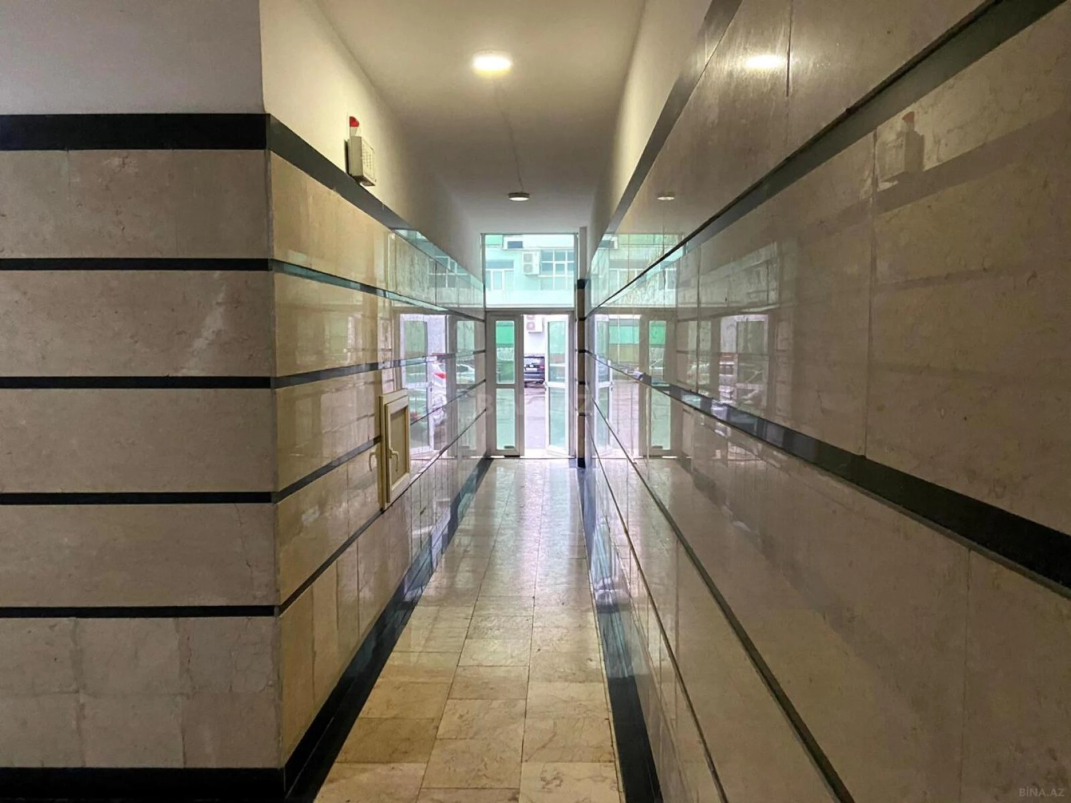 Satılır 2 otaqlı mənzil 55 m²