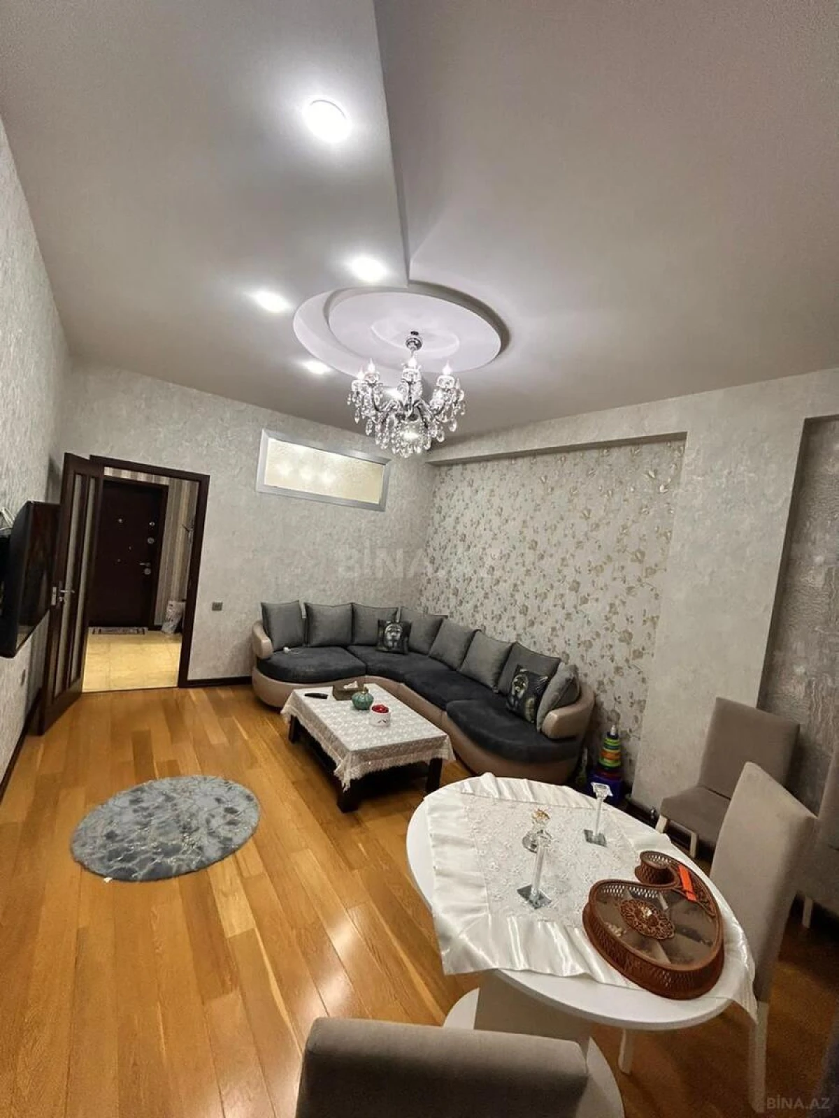 Satılır 2 otaqlı mənzil 55 m²