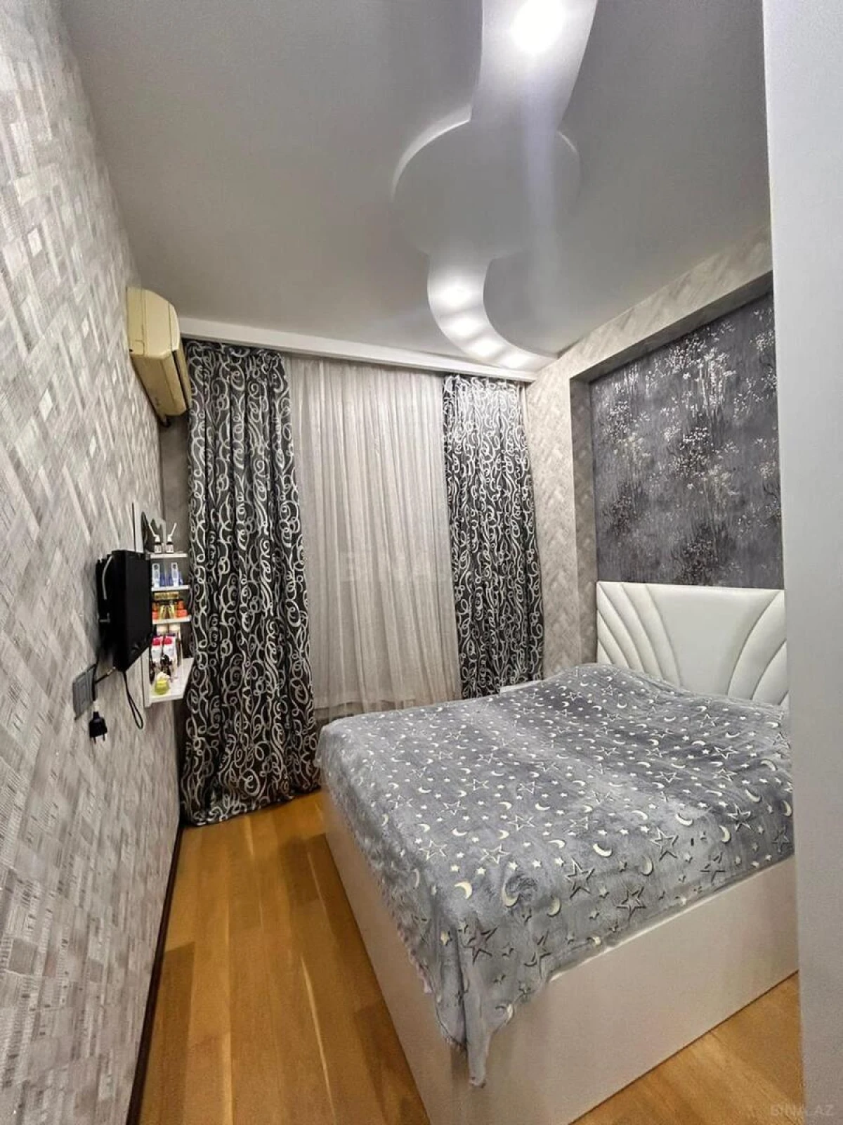 Satılır 2 otaqlı mənzil 55 m²