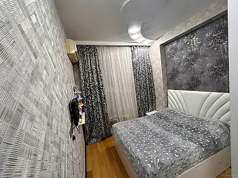 Satılır 2 otaqlı mənzil 55 m²