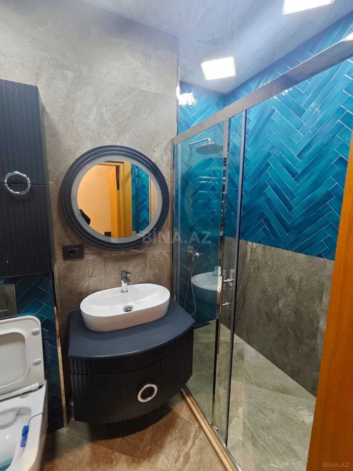 Kirayə verilir 2 otaqlı mənzil 90 m²