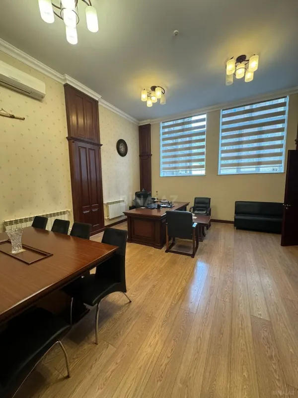 Satılır obyekt 115 m²