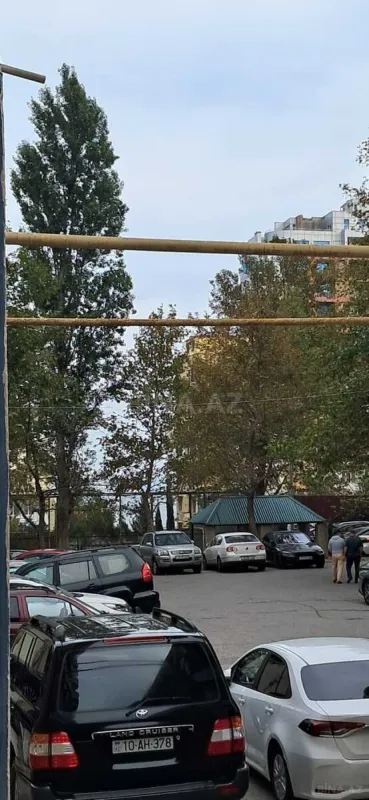 Kirayə verilir 3 otaqlı ofis 60 m²