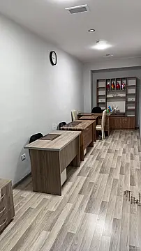 Kirayə verilir 1 otaqlı ofis 25 m²